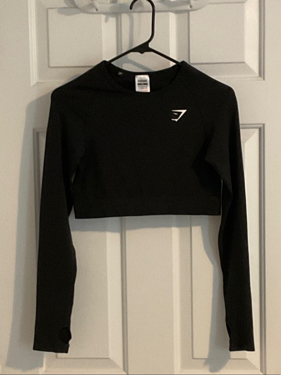 Gymshark Tops - Gymshark VITAL Black Long-Sleeve Cropped Athletic Top